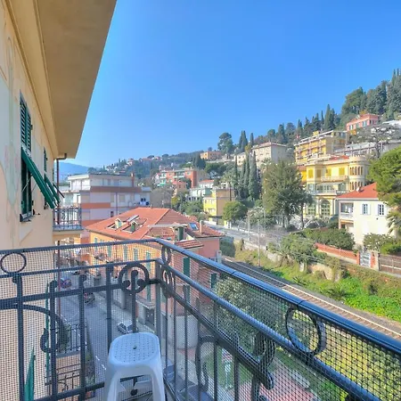 Palace 34 Few Meters From The Sea - Happy Alassio